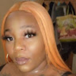 Meet your Posher, Shana